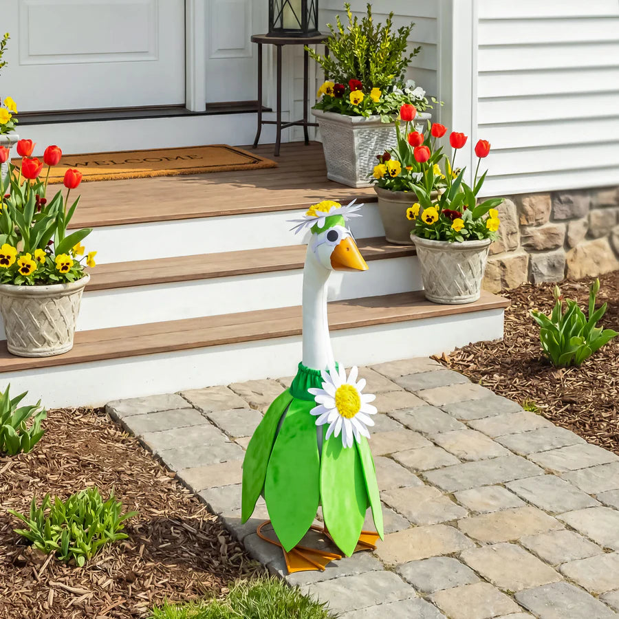 Daisy Outfit for Giddy the Porch Goose