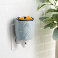 Pluggable Fragrance Warmer Flip Dish Ocean Palm